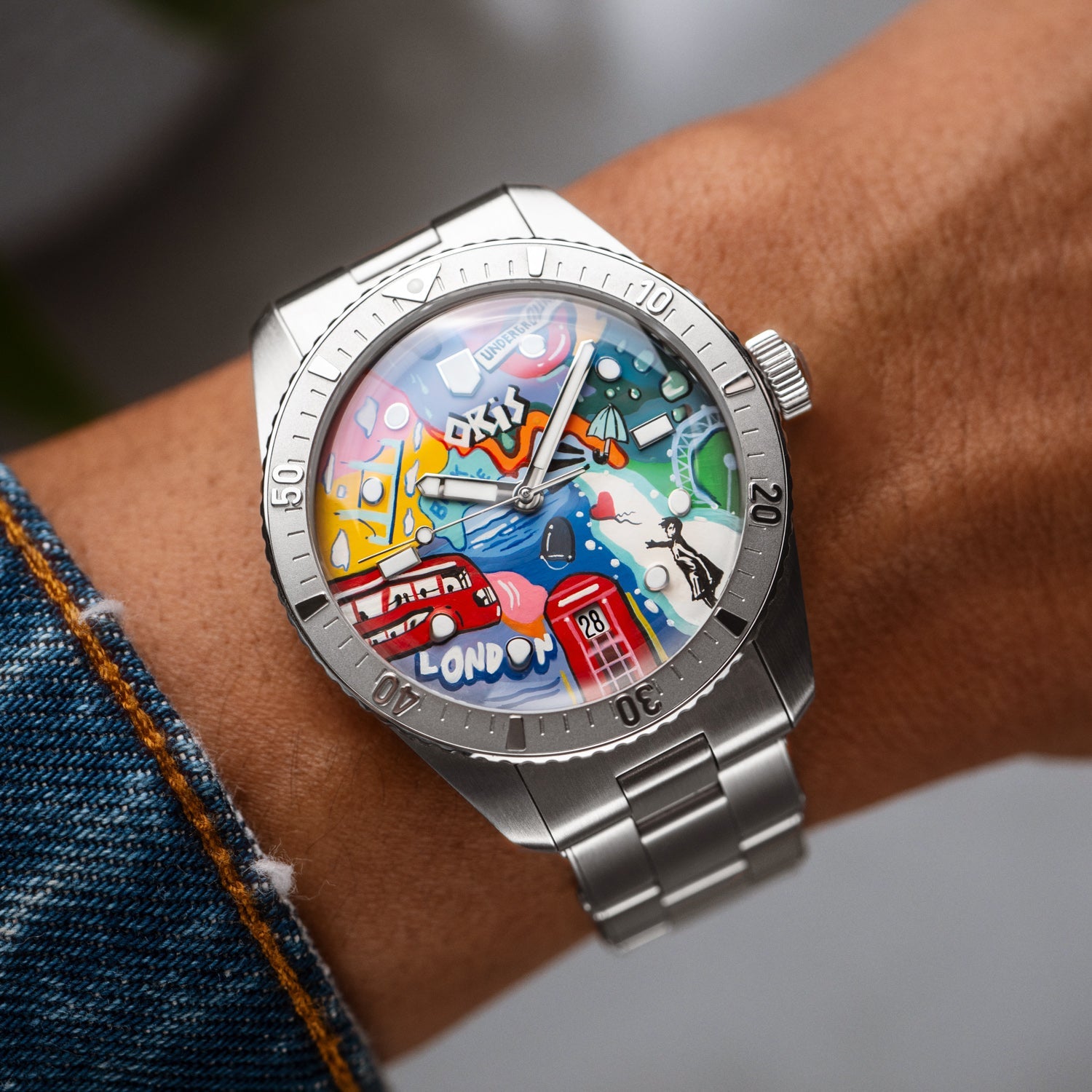 Oris Diver 65 Spray Britannia – Hand-painted custom Oris Divers Sixty-Five 38mm featuring London street art with British icons, bespoke timepiece by IFL Watches