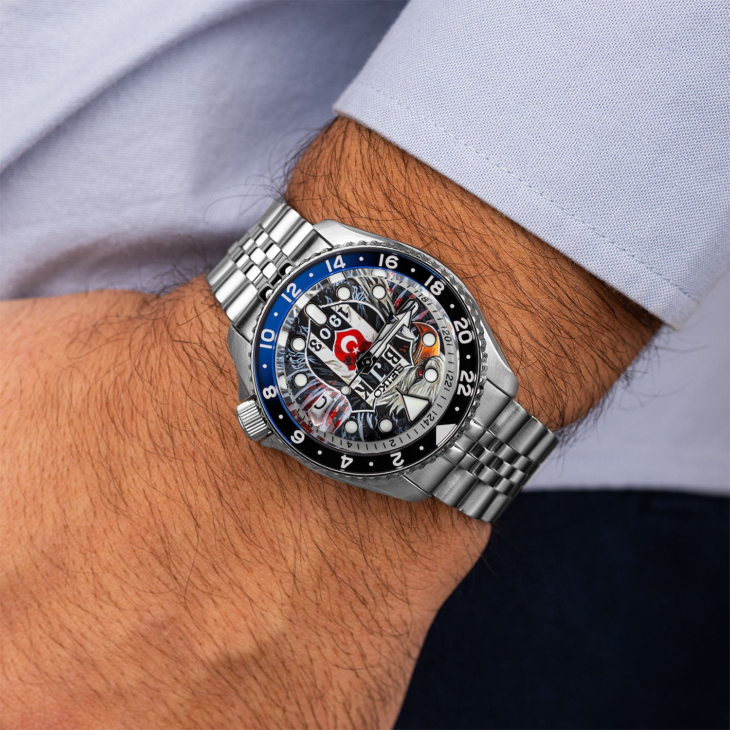 Seiko 5 Sports GMT Kara Kartallar Concept – Hand-painted custom Seiko 5 Sports GMT featuring Turkish football heritage in black and white, a bespoke timepiece by IFL Watches