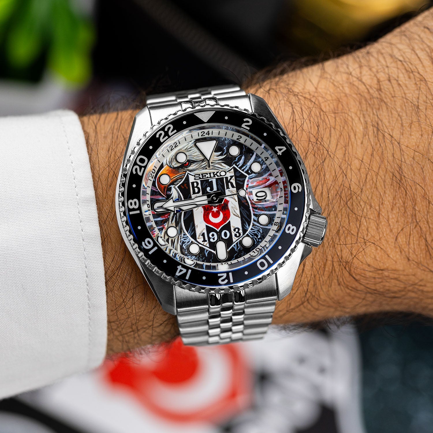 Seiko 5 Sports GMT Kara Kartallar Concept – Hand-painted custom Seiko 5 Sports GMT featuring Turkish football heritage in black and white, a bespoke timepiece by IFL Watches