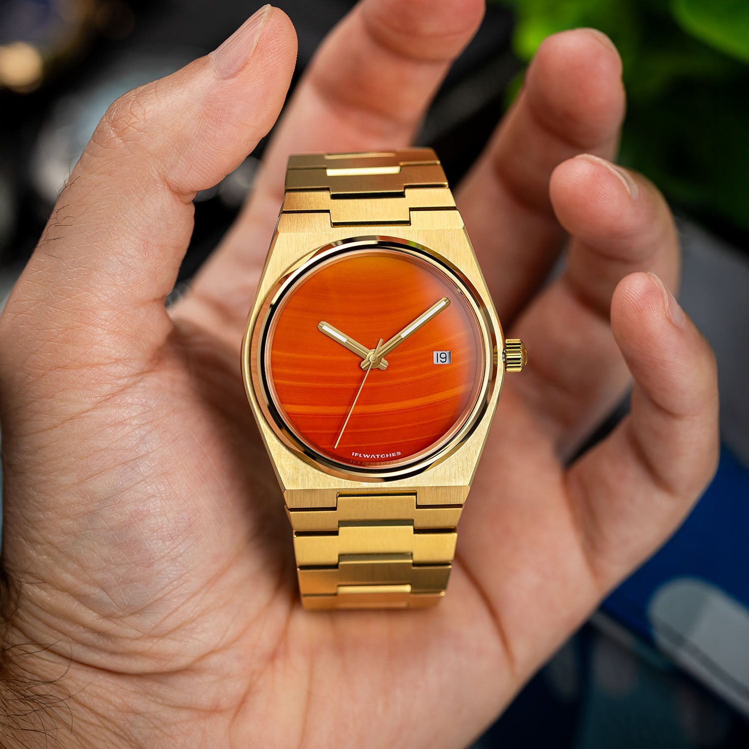 Red Agate Gold Concept – Custom natural red agate stone dial on gold-tone stainless steel watch, bespoke timepiece by IFL Watches