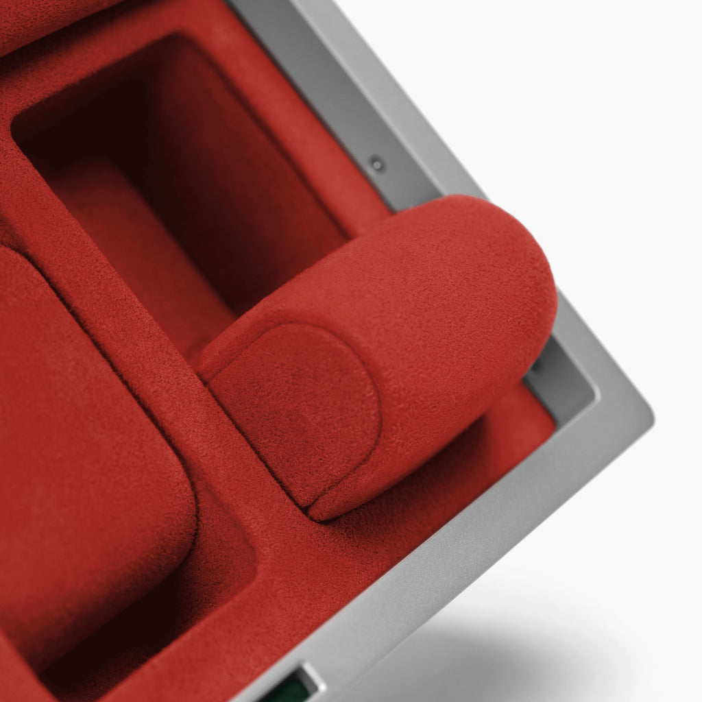 Rouge ﻿Cypress Eaton Watch Case