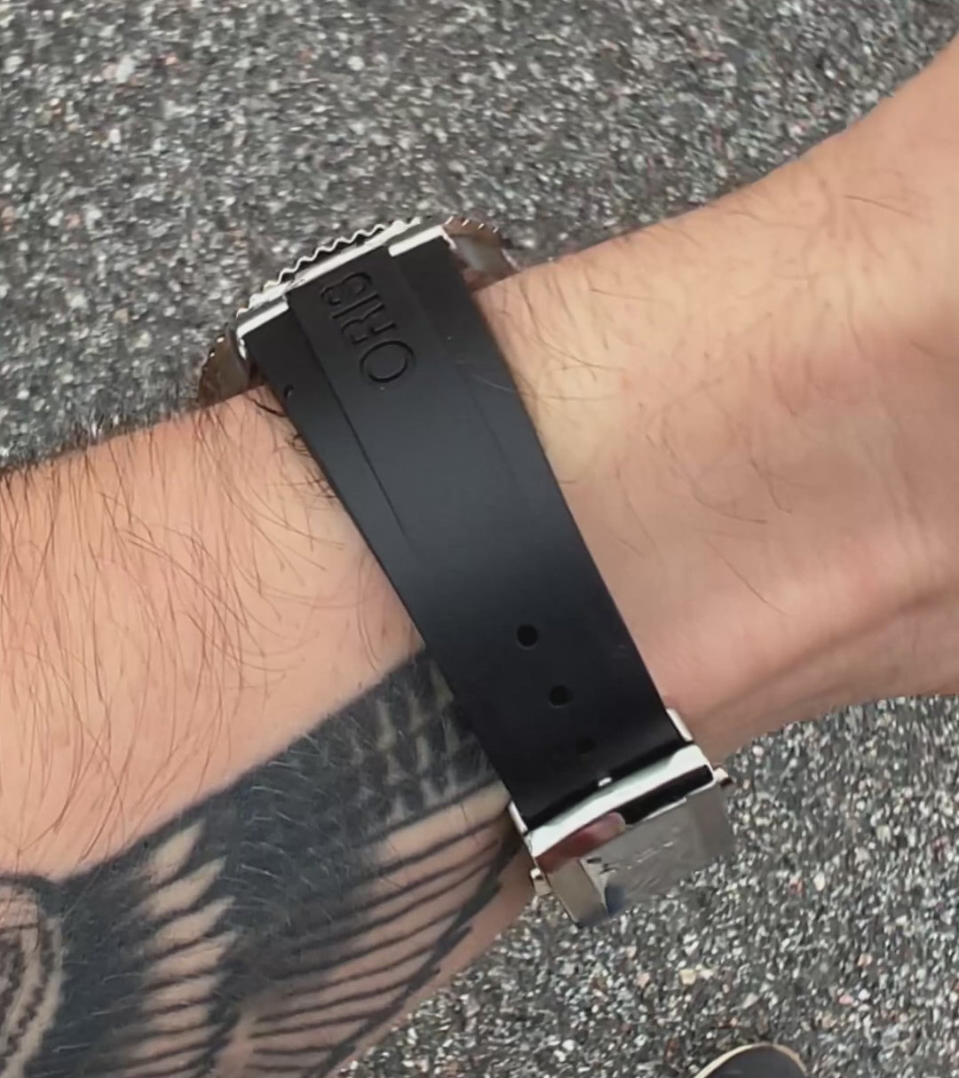 Oris Aquis R Midnight Sky